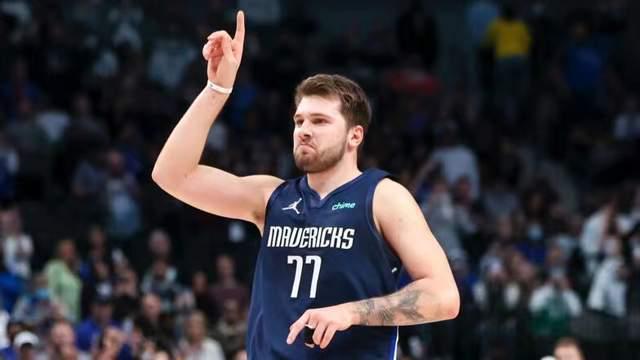 表现令人惊 表现令人惊