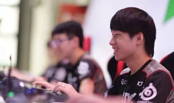 球星堪与巅 球星堪与巅